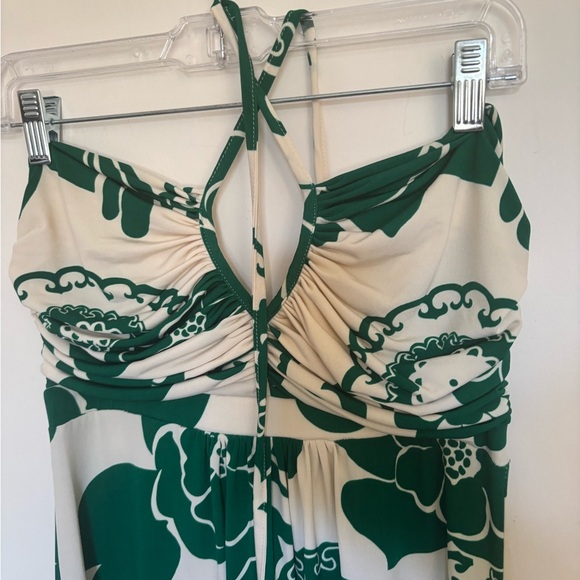 Metropark Green and Cream Patterned Dress - Picture 2 of 9